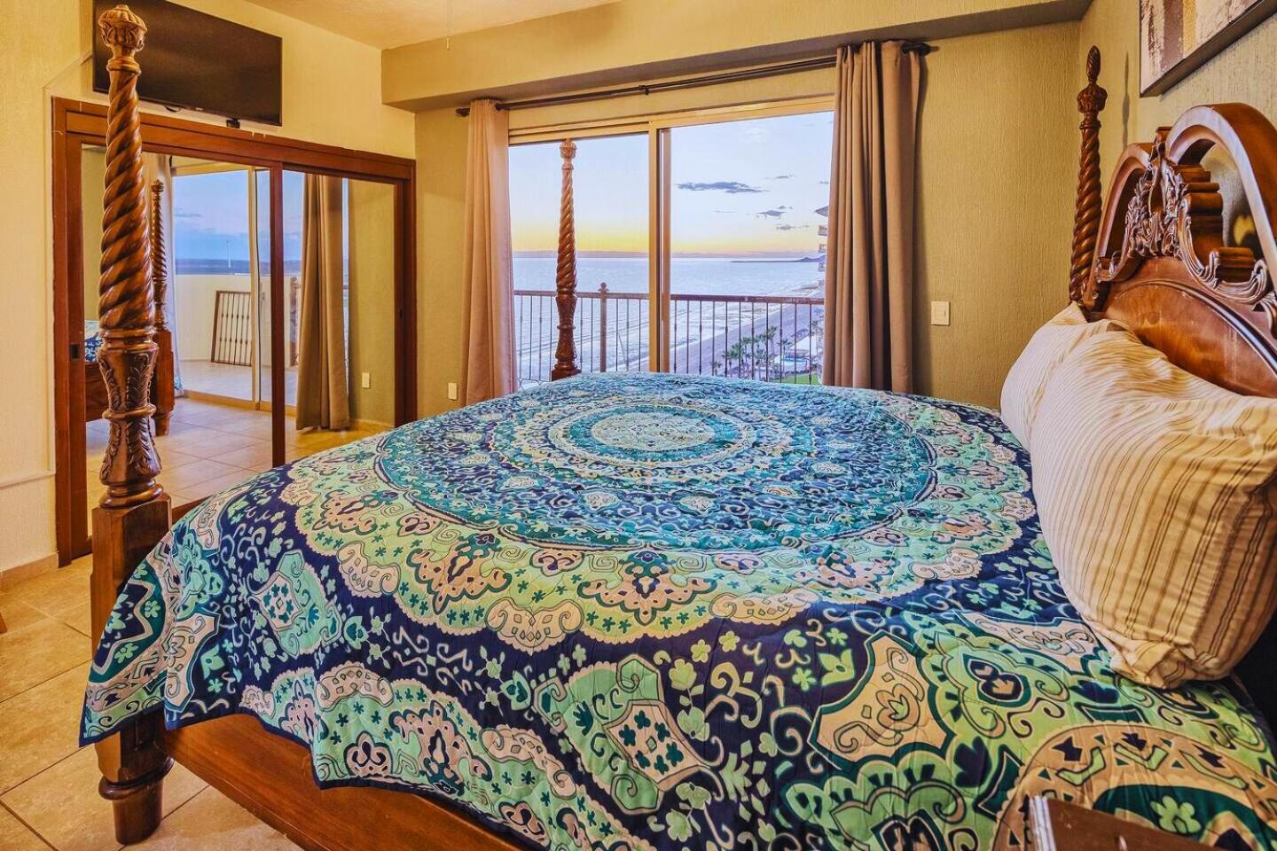 Sonoran Sky Aparthotel Puerto Penasco Bagian luar foto