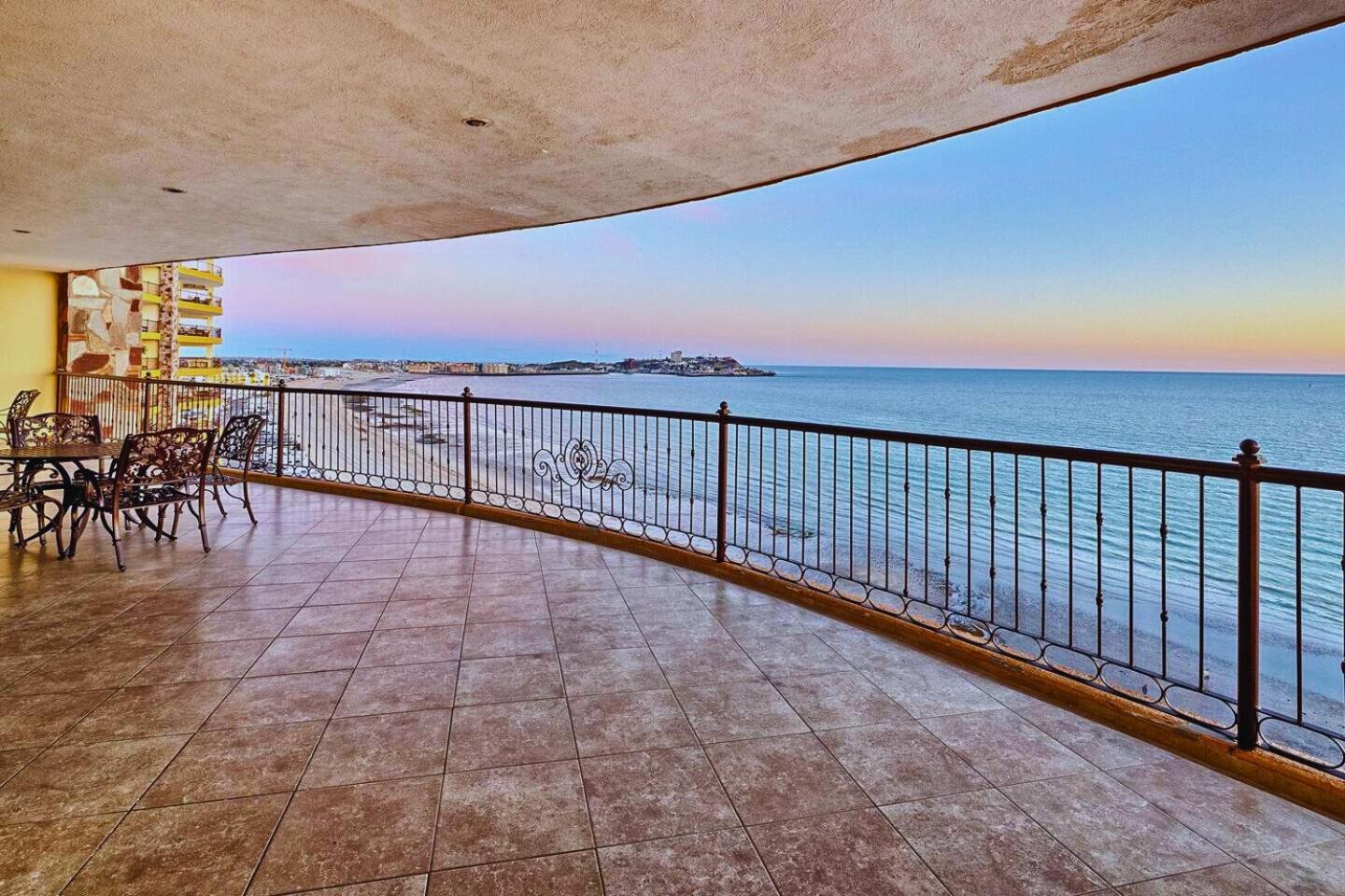 Sonoran Sky Aparthotel Puerto Penasco Bagian luar foto