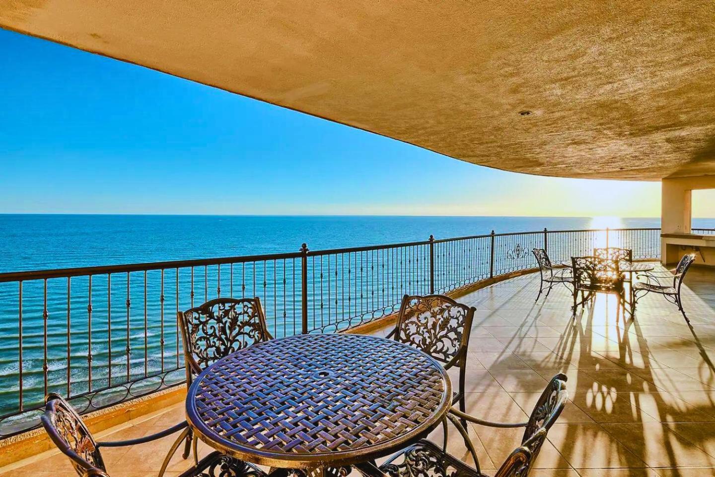 Sonoran Sky Aparthotel Puerto Penasco Bagian luar foto