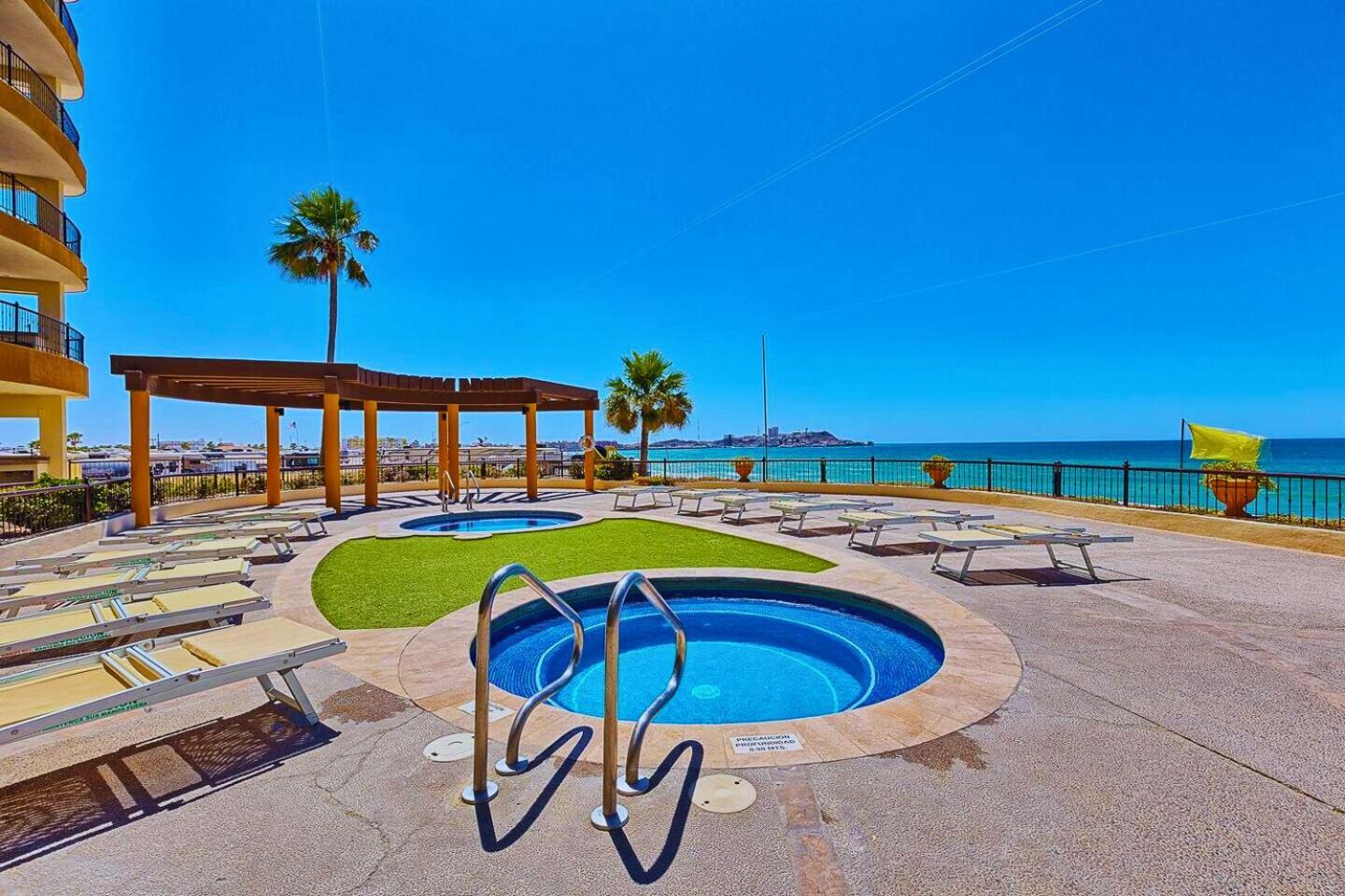 Sonoran Sky Aparthotel Puerto Penasco Bagian luar foto